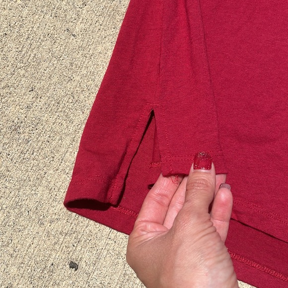 BNWOT Eddie Bauer V-neck T-shirt - Picture 6 of 10